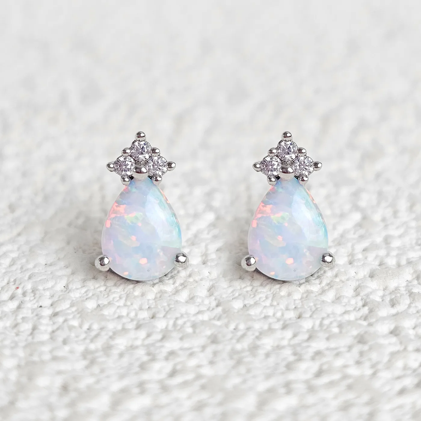 Water Drop Earrings Simple French High-level Earrings Light Luxury Niche Female made by BlueOne Jewelry