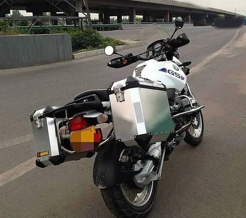 BMW F-Series / G650GS luggage
