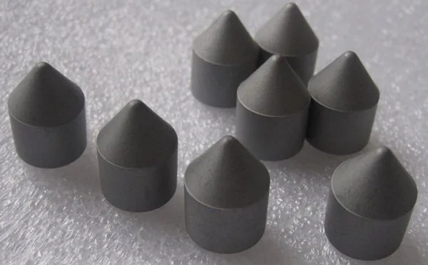 Conical tungsten carbide buttons for rock drilling bits