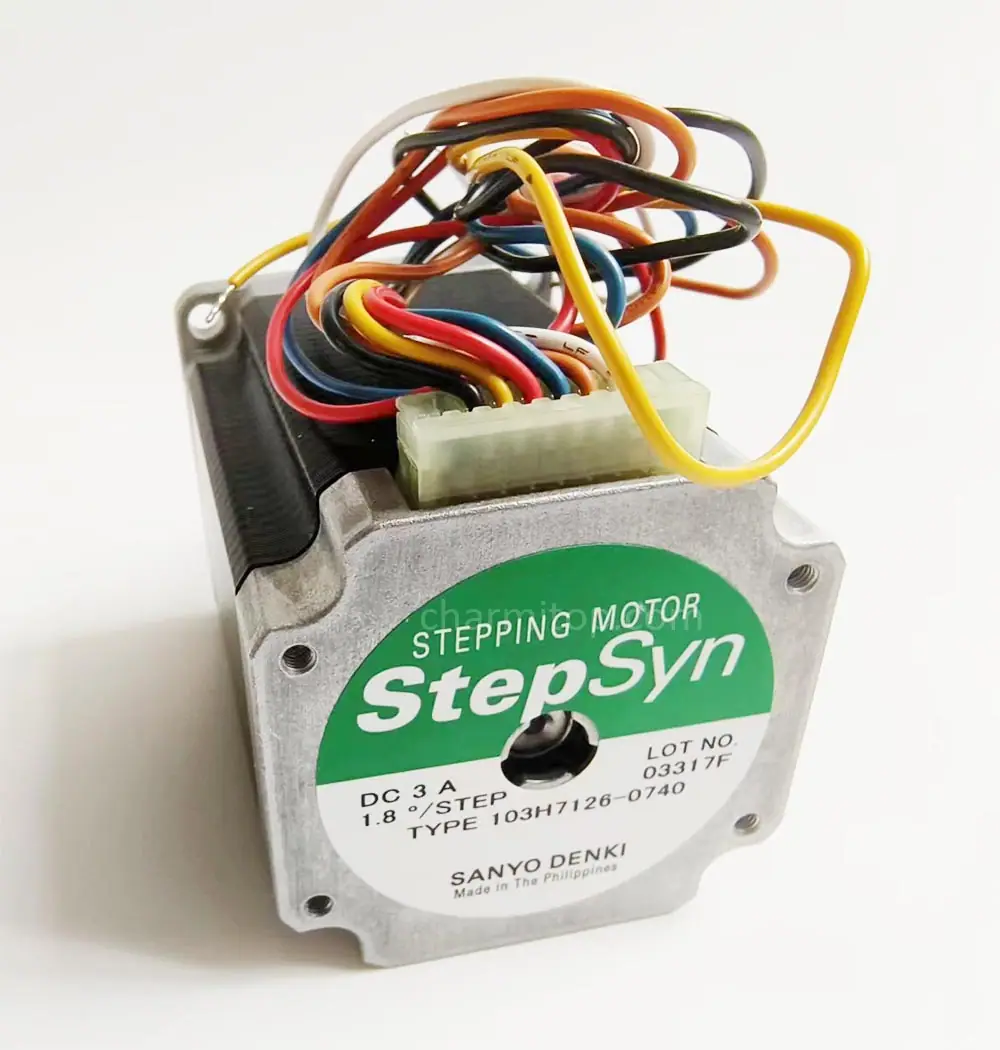103H7126-0740 Stepping motor Sanyo Denki