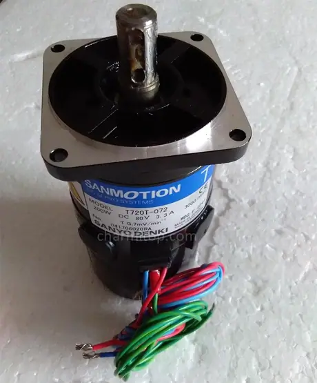 DC SERVO SYSTEMS Motor T720T-072 200W DC80V 3.3A 3000min