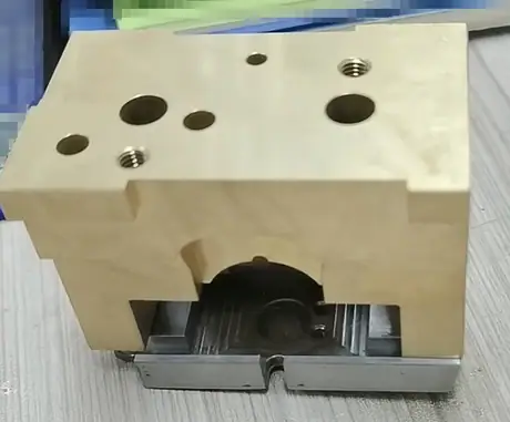 Die Guide Holder X192B442H01 80x69x47 Upper Block M856 for Mits Wire cut EDM Machine DWC FA FA-S — view 4