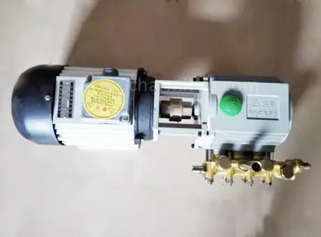 EDM drilling machine high pressure water pump with connecting shaft — view 2