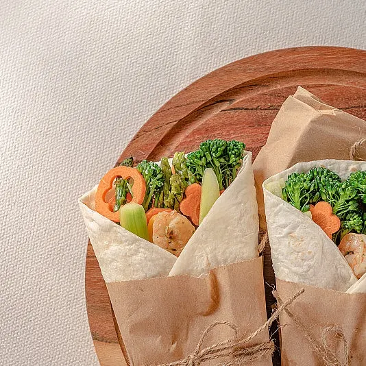 Food packaging paper and moulded paper food containers