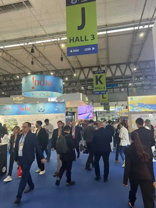Buyer meetings at the CHF Seafood exhibition stand