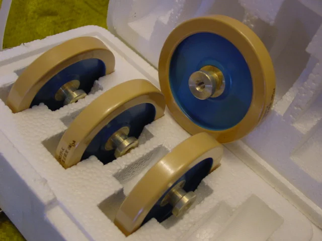 Ceramic Capacitors CCG81-2 high voltage ceramic capacitor supplied by HAN Trade