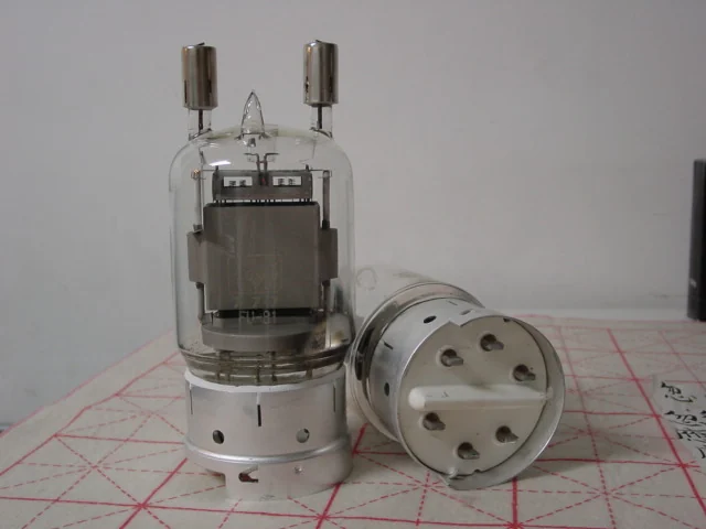FU-81 power grid triode supplied by HAN Trade