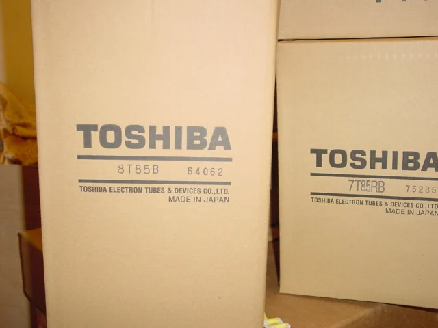 Toshiba 8T85B industrial transmitting tube supplied by HAN Trade