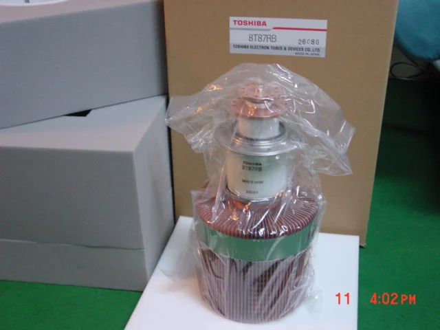 Toshiba 8T87RB industrial transmitting tube supplied by HAN Trade