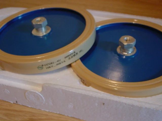 CCG81-6 3000P 10KV Capacitor high voltage ceramic capacitor supplied by HAN Trade