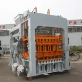 Full automatic concrete block machine seen from the operator side