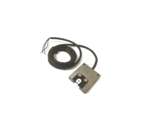 PHOTO-ELECTRONIC YARN SENSOR
