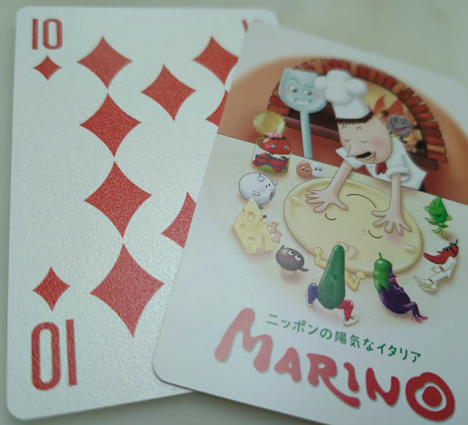 Playing card deck with a 4+4C printed paper box