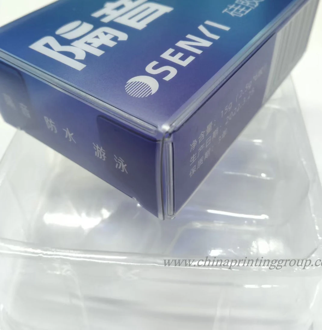 Transparent PET plastic packaging box with hinged lid open