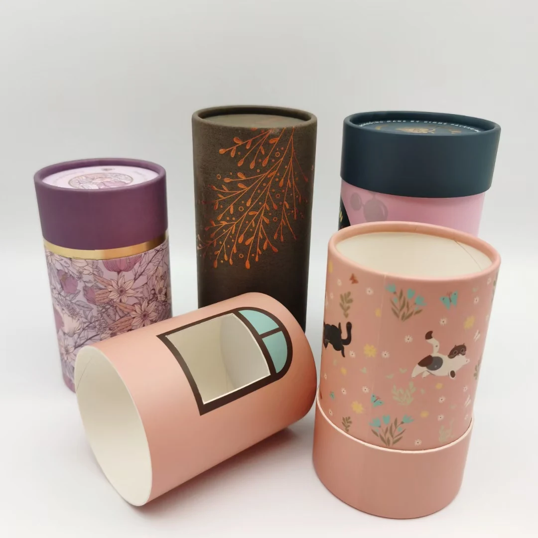Set of loose powder paper tubes in different sizes