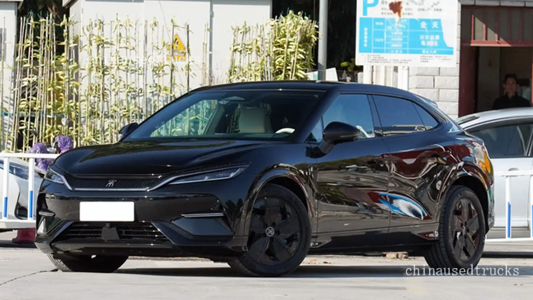 BYD Song L New Energy Electric Car Vehicle Has A Range Of 550/662/602km main view