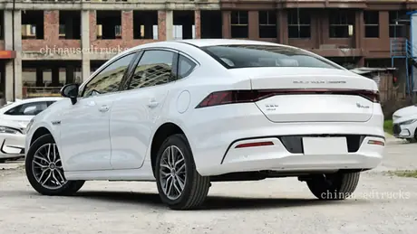 BYD Qin PLUS New Energy Electric Car Vehicle Has A Range Of 55/120/420/510km view 4