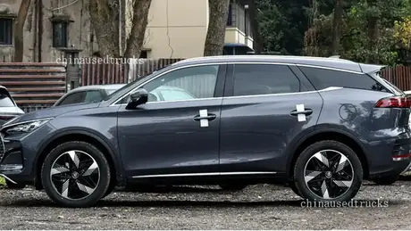 BYD Tang New Energy Electric Car Vehicle Has A Range Of 112/200/215/600/730/635 view 5