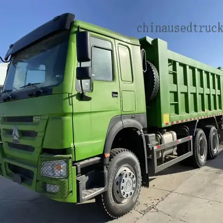 Left-hand drive HOWO 5.6m dump truck sell at a low price view 3