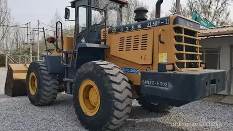 2011 Railway Bureau retired used wheel loader Bigger bucket and longer arm view 4