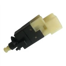 4-pin mechanical brake light switch for Mercedes-Benz 0015452009 with black moulded housing and flat blade terminals