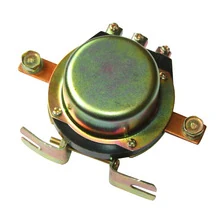 24V 100A battery switch relay DK236A for FAW CA151 truck and bus with black moulded housing and terminal connections