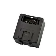 24V 6-pin electronic flasher relay assy MC843787 with black moulded housing and flat blade terminals