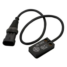 24V position sensor for IVECO Stralis 480HP truck with black plastic housing and cable connector