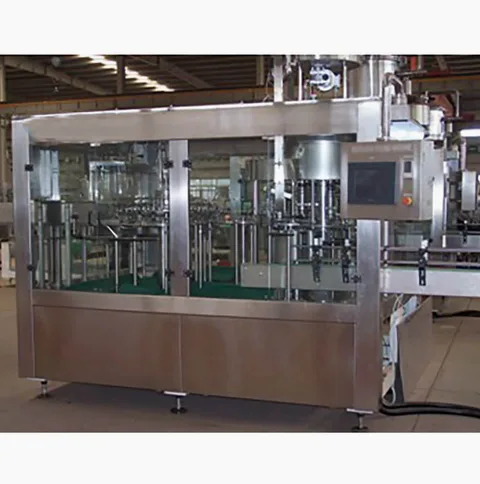 Hydraulic gantry crane positioned for a lift