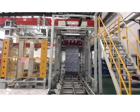 Monorail wire rope hoist running on a twin track beam
