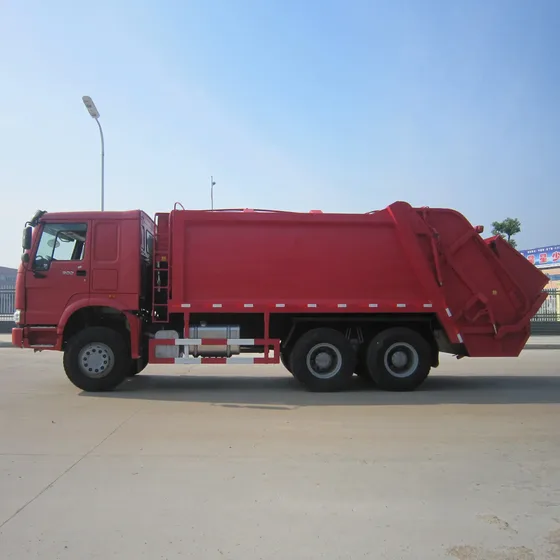 Front three-quarter view of a white CLW5080ZYSD5 compact garbage truck with hydraulic compaction system