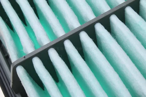 Close-up of the filter's paper media and sealing edge
