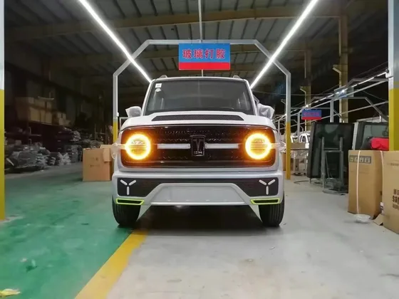 Side profile showing the 1725mm wheelbase and aluminum alloy wheels