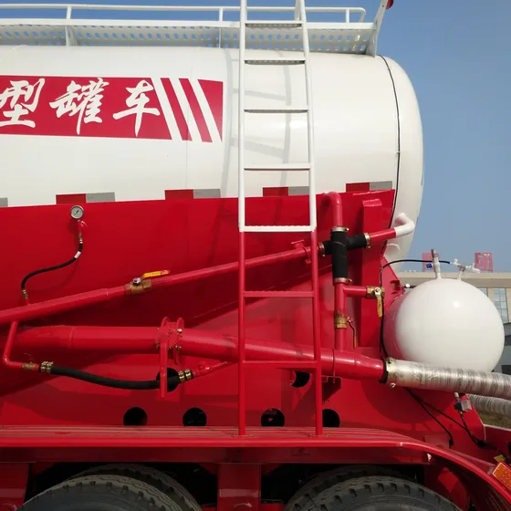 Close-up of the trailer's rear discharge valve