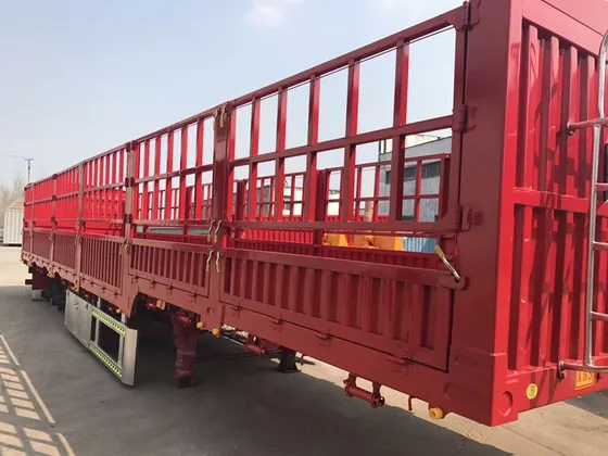 Front view of the trailer with 13-ton Fuwa axles and leaf spring suspension