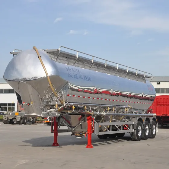 Front three-quarter view of a 3-axle aluminum alloy oil tanker semi-trailer with white tank body and FUWA brand axles