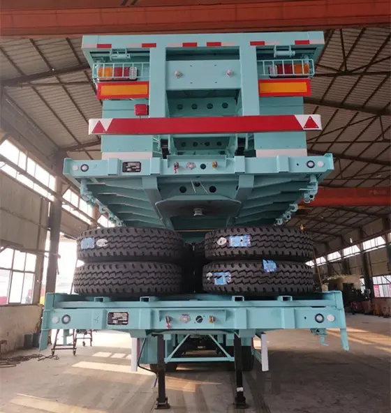 Rear view of the trailer with landing gear