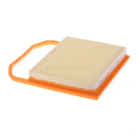 Close-up of the filter's paper core and sealing edge