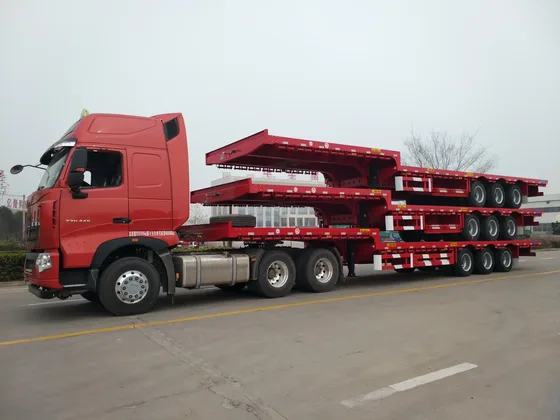 Rear view of the trailer with the lights and mudguards