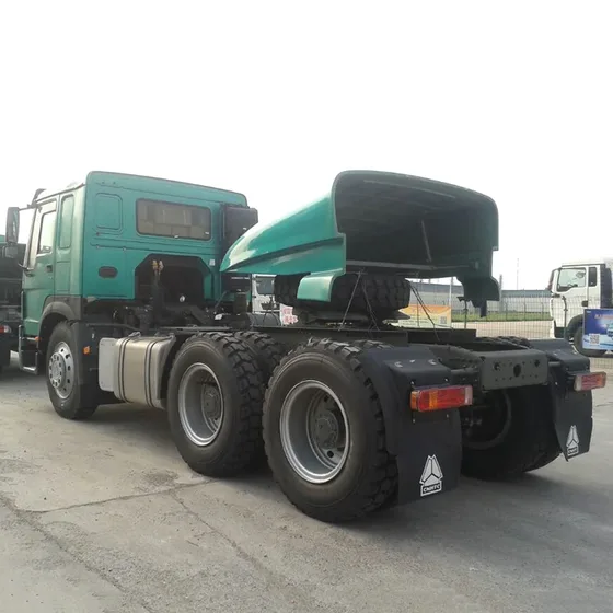 Side view of the tractor unit showing 3225+1350mm wheelbase and 12.00R20 tyres