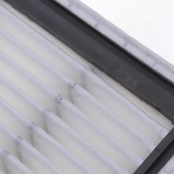 Packaged filter unit with label showing OEM number and brand