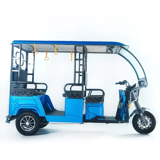 Product image of the electric tricycle from the rear