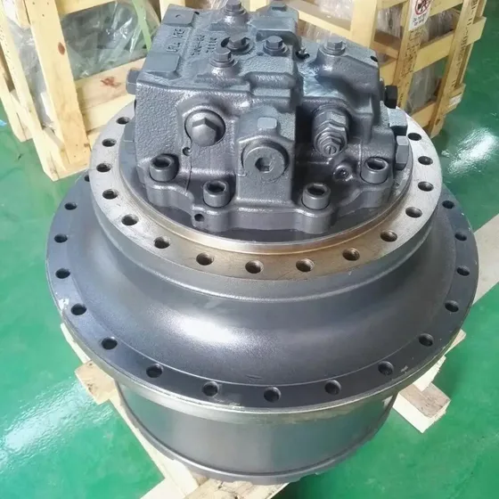 Close-up of the gear teeth and bearing housing on the 706-8J-01030 unit