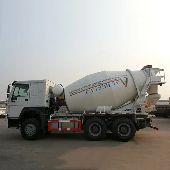 Cab interior of the HOWO70 model with air conditioning controls and no bed