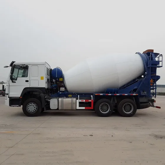 Side view of the mixer truck showing the 8222mm length, 12.00R20 tyres and drum assembly