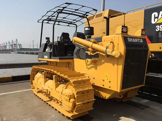 Side view showing the 1130mm wheelbase, blade, and compact size of the SD22