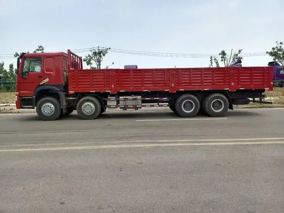 Side view of the F3000 truck showing the 4375+1400mm wheelbase and 12.00R20 tyres