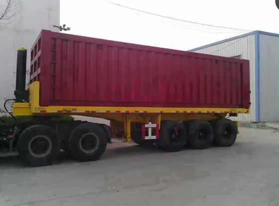 Trailer with custom paint colour and branding on the side panel