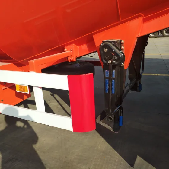 Side view of the tank trailer showing the tank shape and wheels