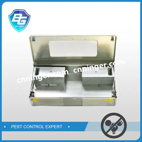 Multi Catch Rat Trap with Clear Window and Lock — NRTM003 view 3